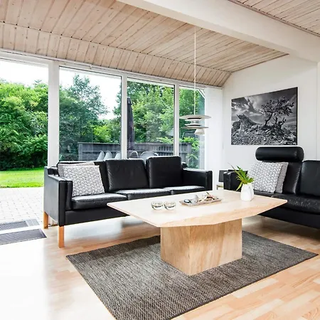 Family Fun With Indoor Pool - By Traum Tatil Evi Oksbøl