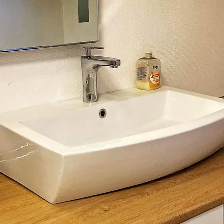 Family Fun With Indoor Pool - By Traum Casa vacanze *